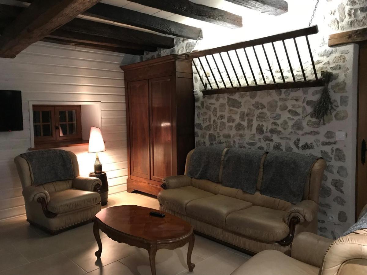 Gite De L'Homme Blanc Soizy-aux-Bois Екстер'єр фото